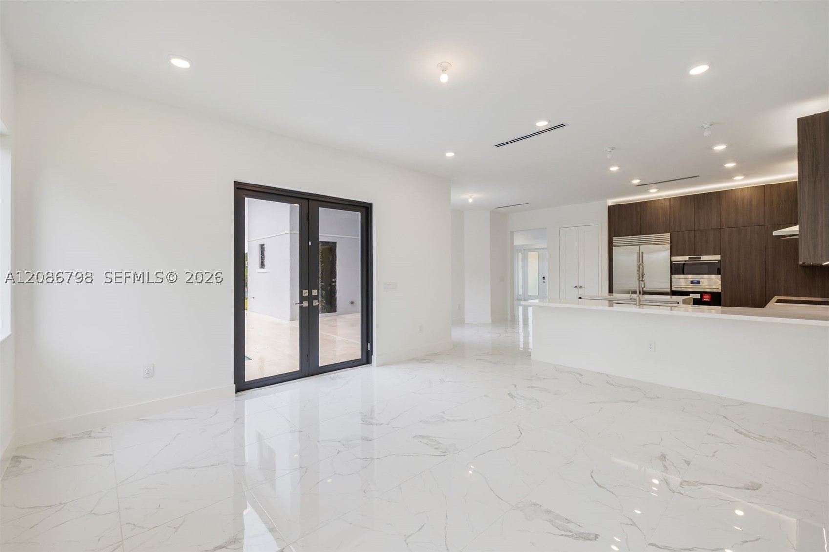 19749 NE 16th Pl #19749, Miami FL 33179
