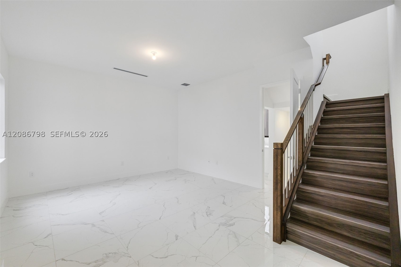19749 NE 16th Pl #19749, Miami FL 33179