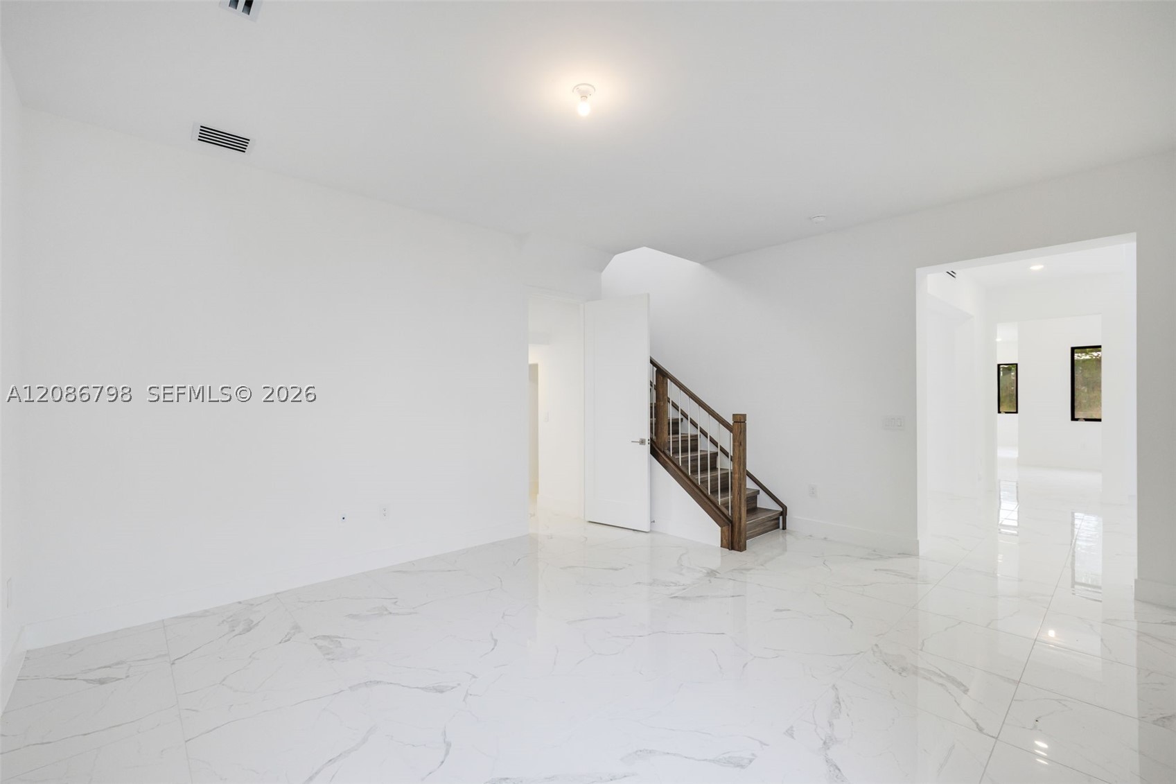 19749 NE 16th Pl #19749, Miami FL 33179