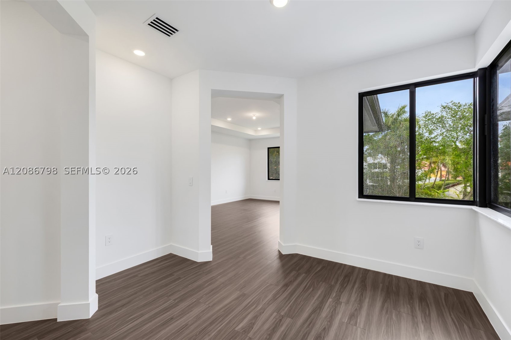 19749 NE 16th Pl #19749, Miami FL 33179
