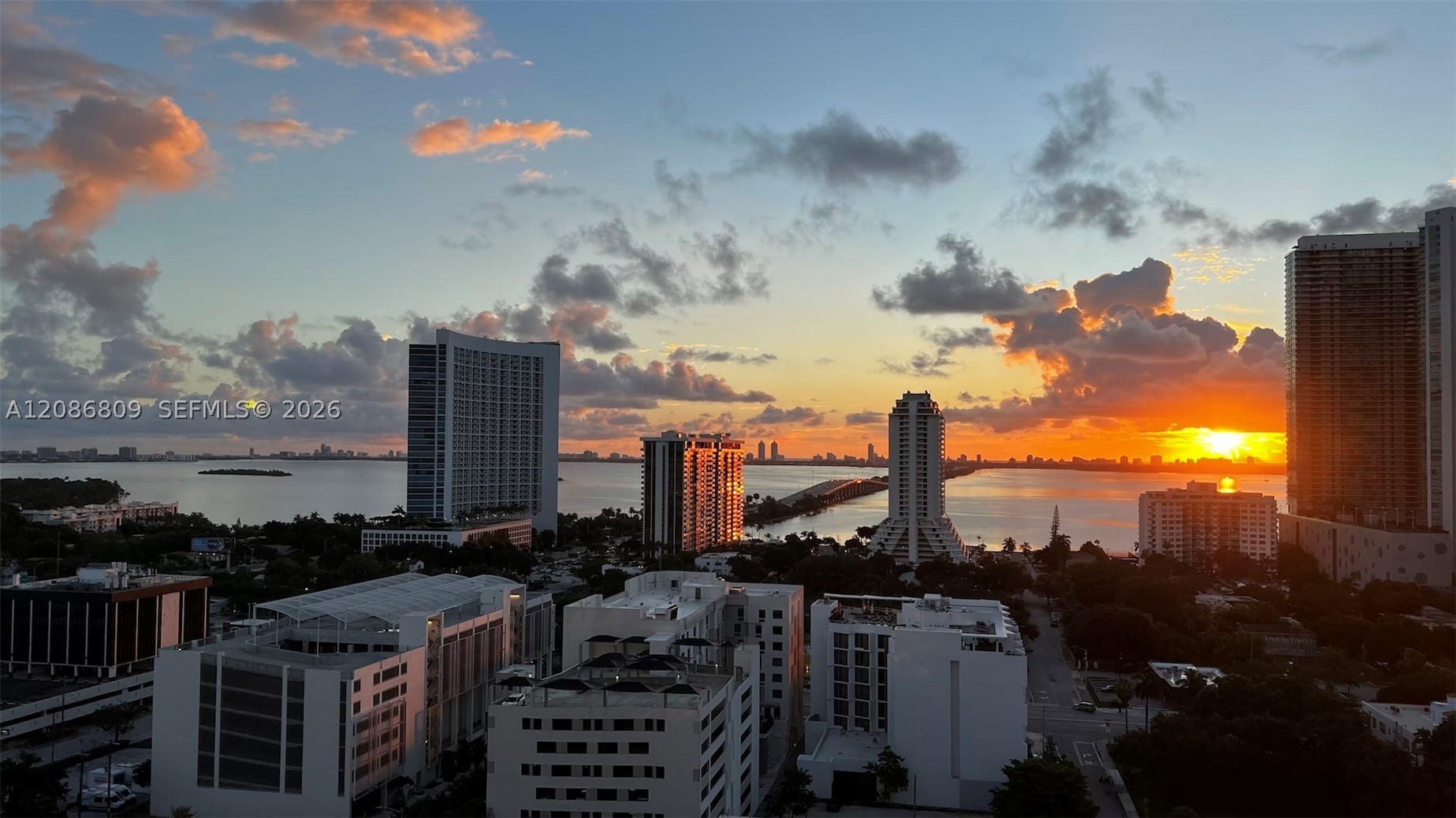 121 NE 34th St #1706A, Miami FL 33137