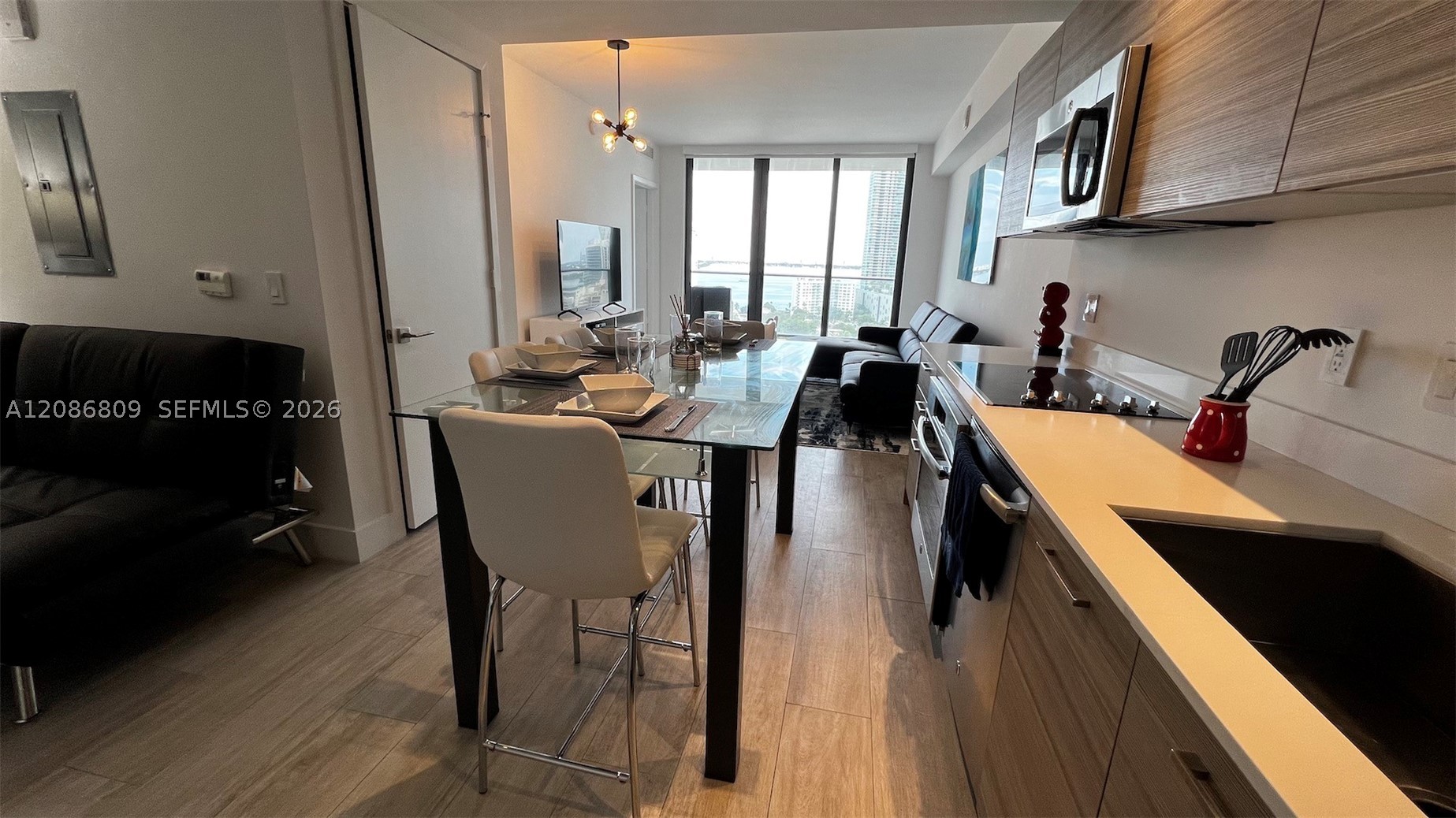 121 NE 34th St #1706A, Miami FL 33137
