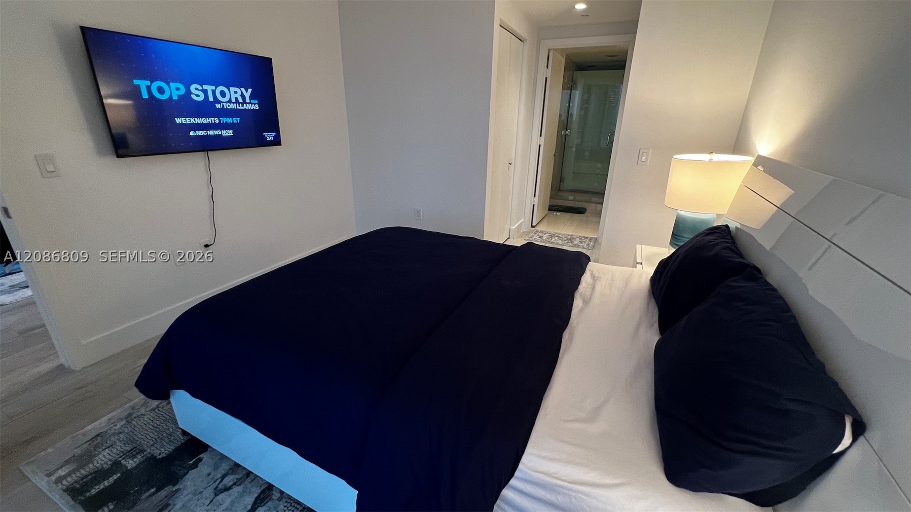 121 NE 34th St #1706A, Miami FL 33137
