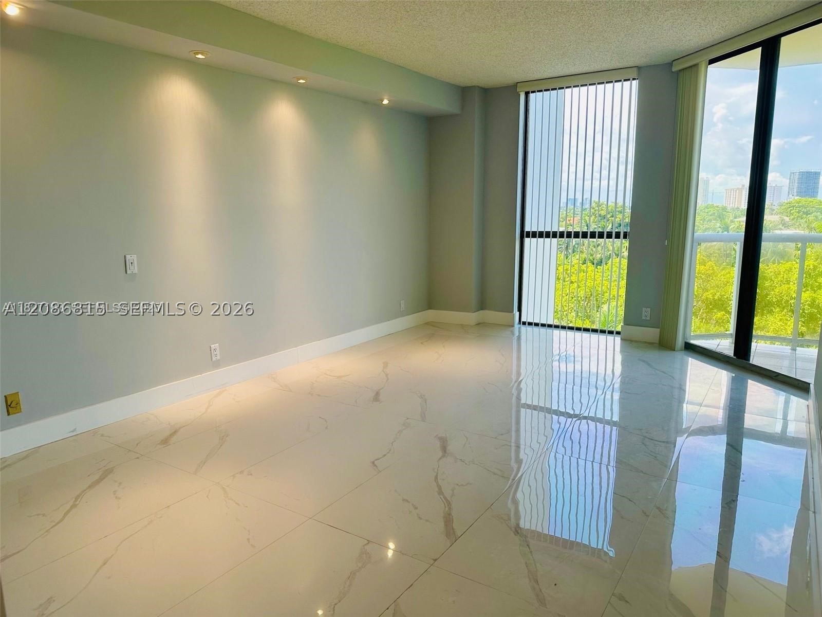 3640 Yacht Club Dr #503, Aventura FL 33180