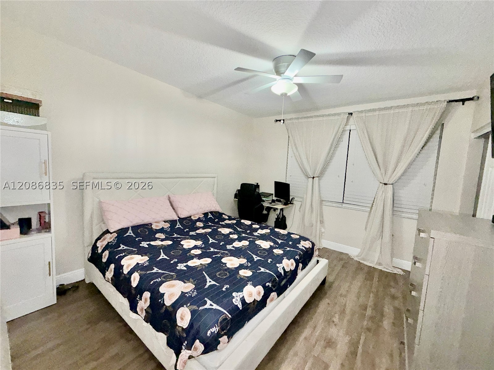 16 Key West Ct, Weston FL 33326