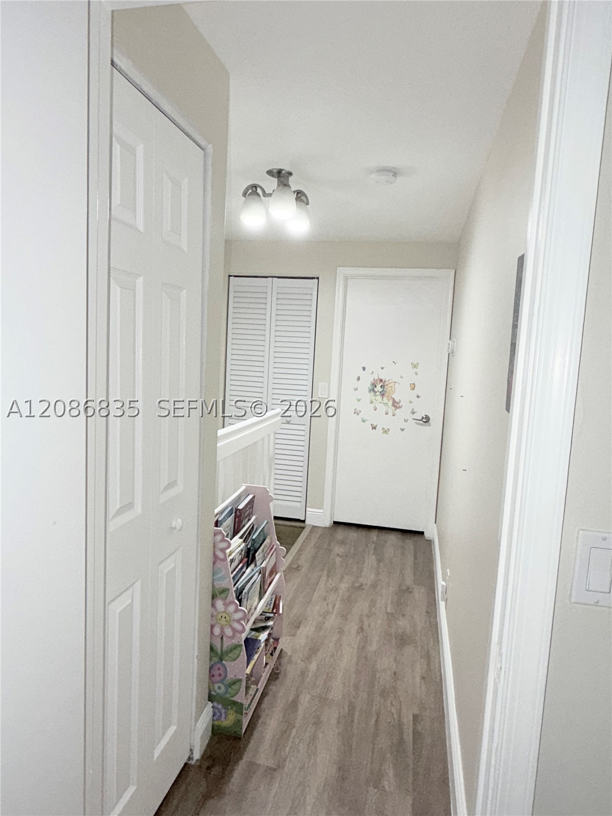 16 Key West Ct, Weston FL 33326