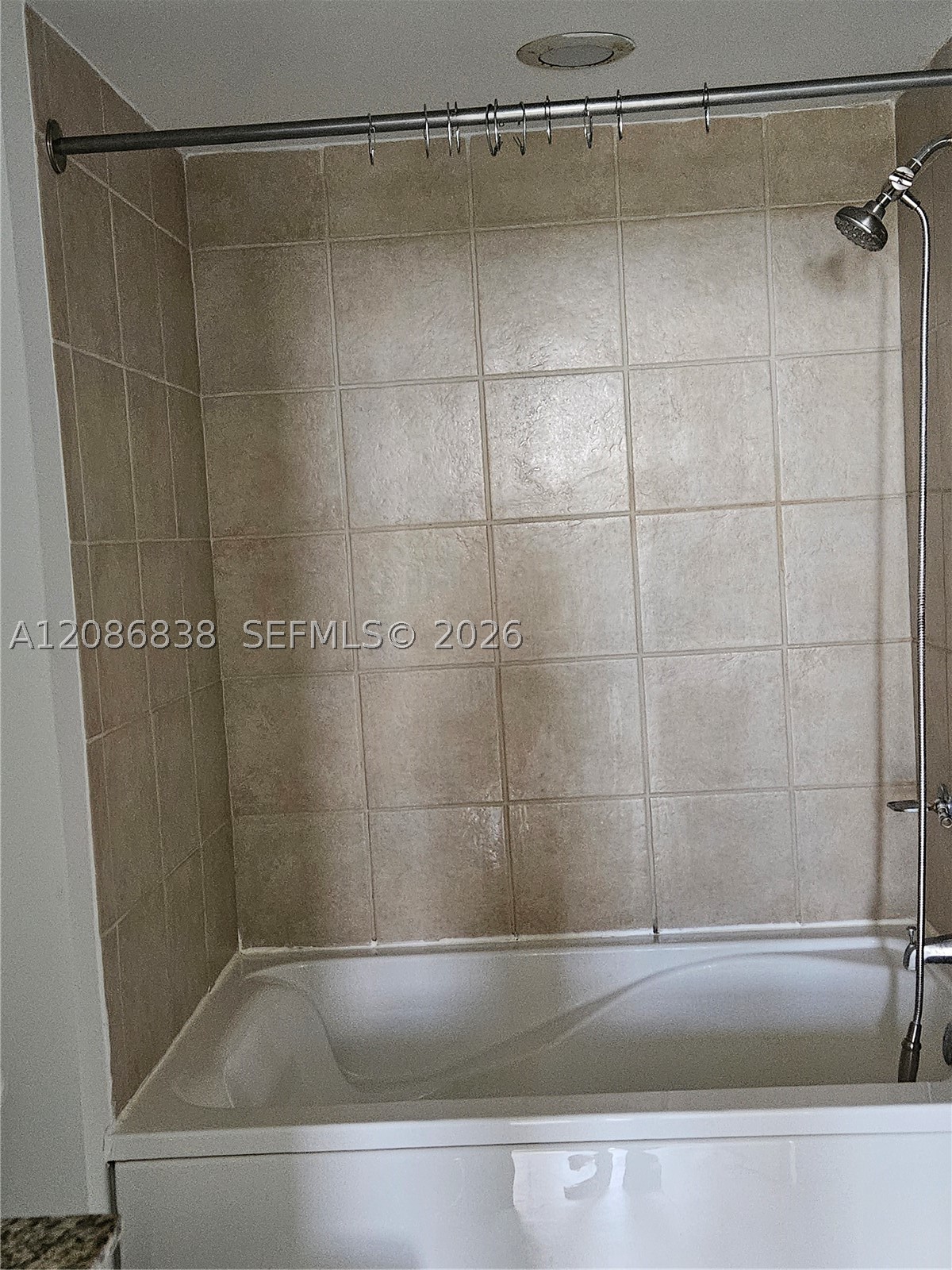19501 W COUNTRY CLUB DR #2305, Aventura FL 33180