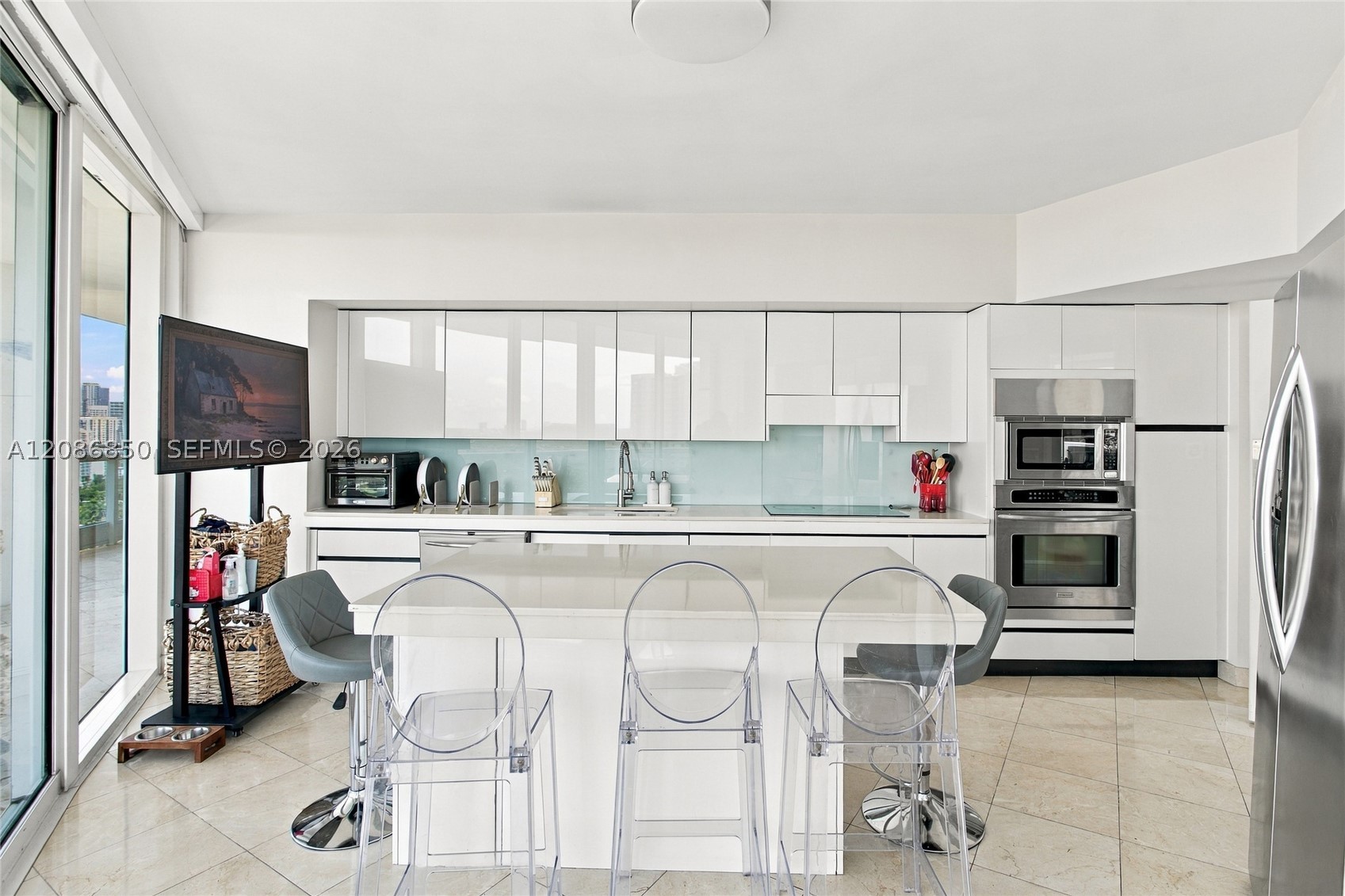 2127 Brickell Ave #2205, Miami FL 33129