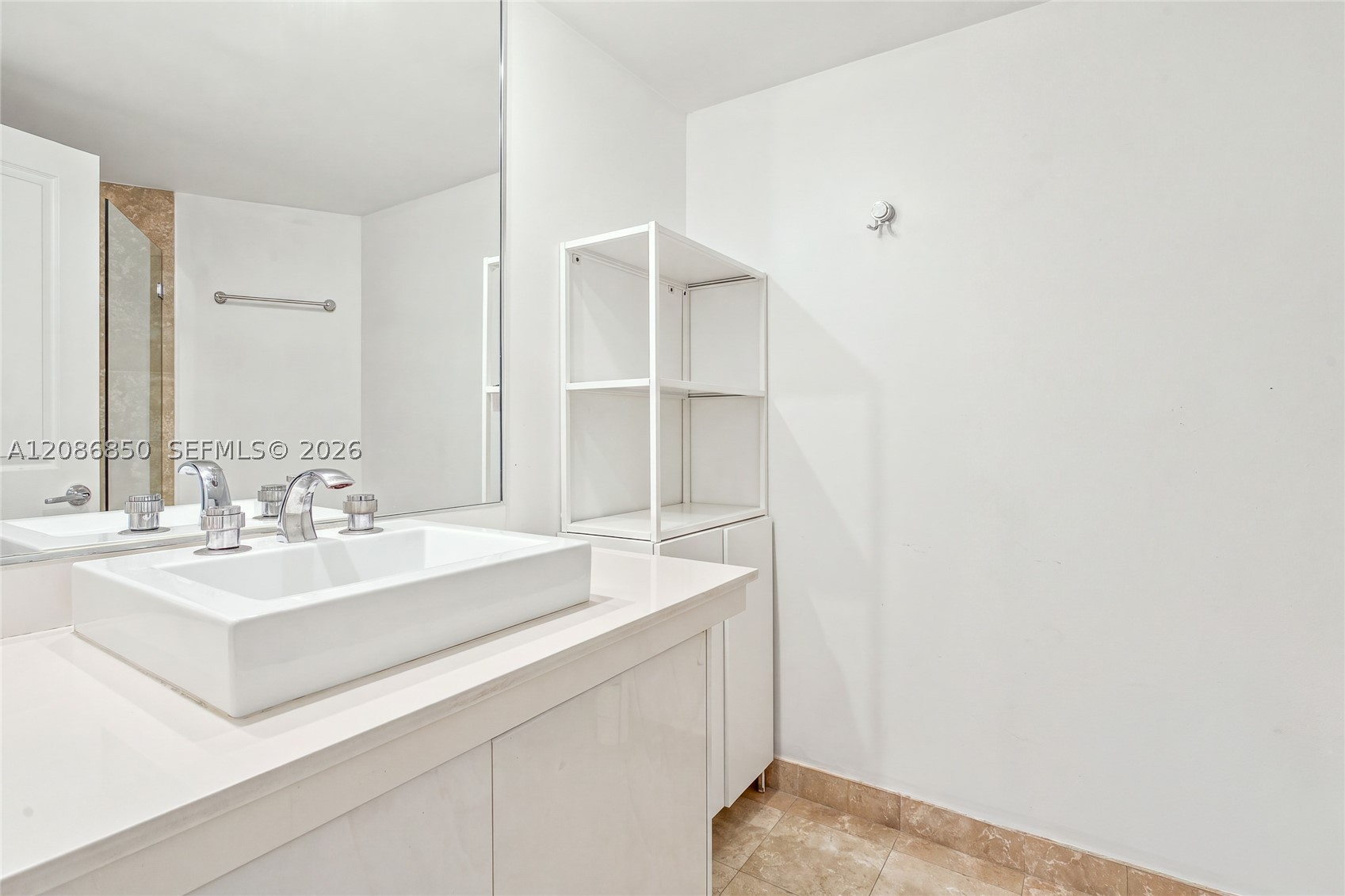 2127 Brickell Ave #2205, Miami FL 33129
