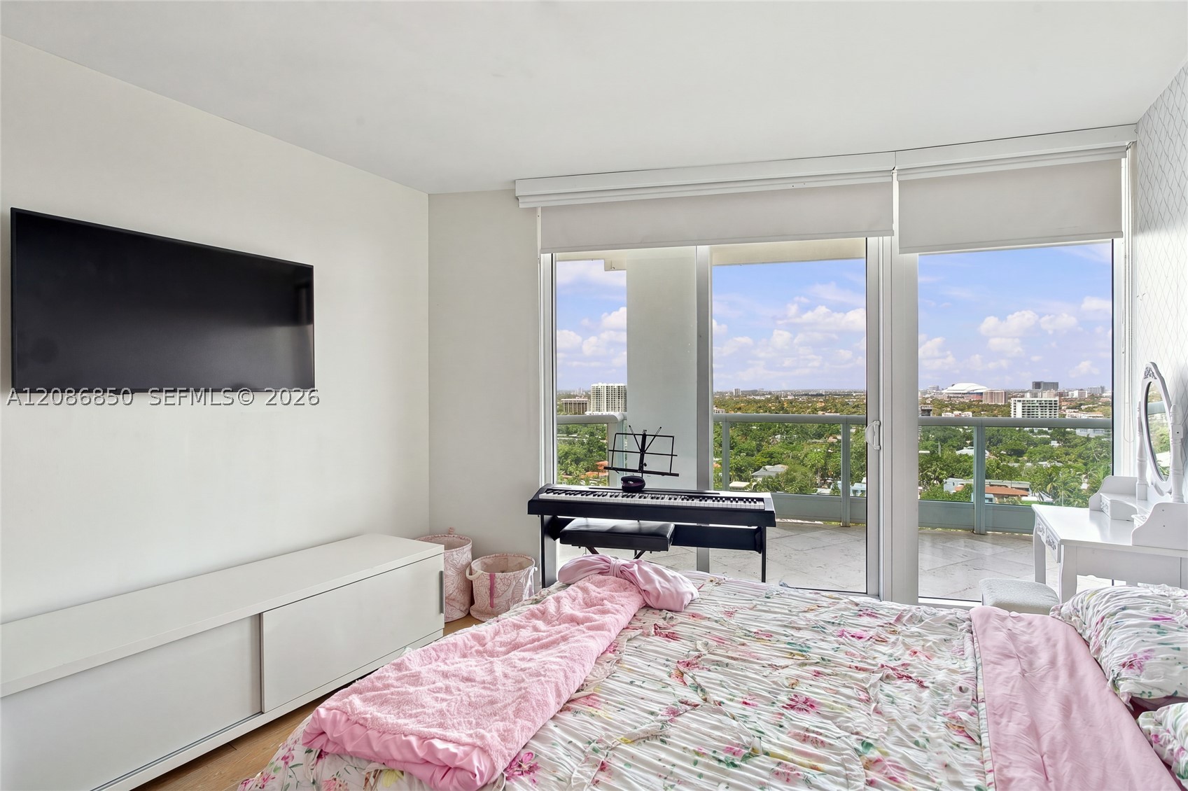 2127 Brickell Ave #2205, Miami FL 33129