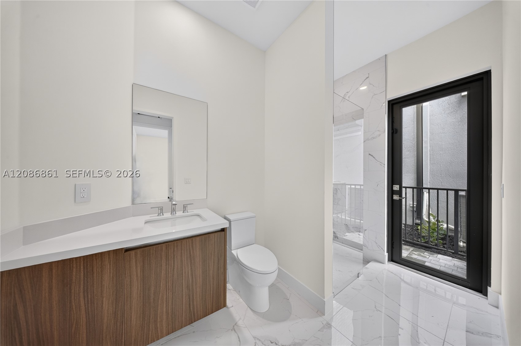 19638 NE 14th Ave #19638, Miami FL 33179