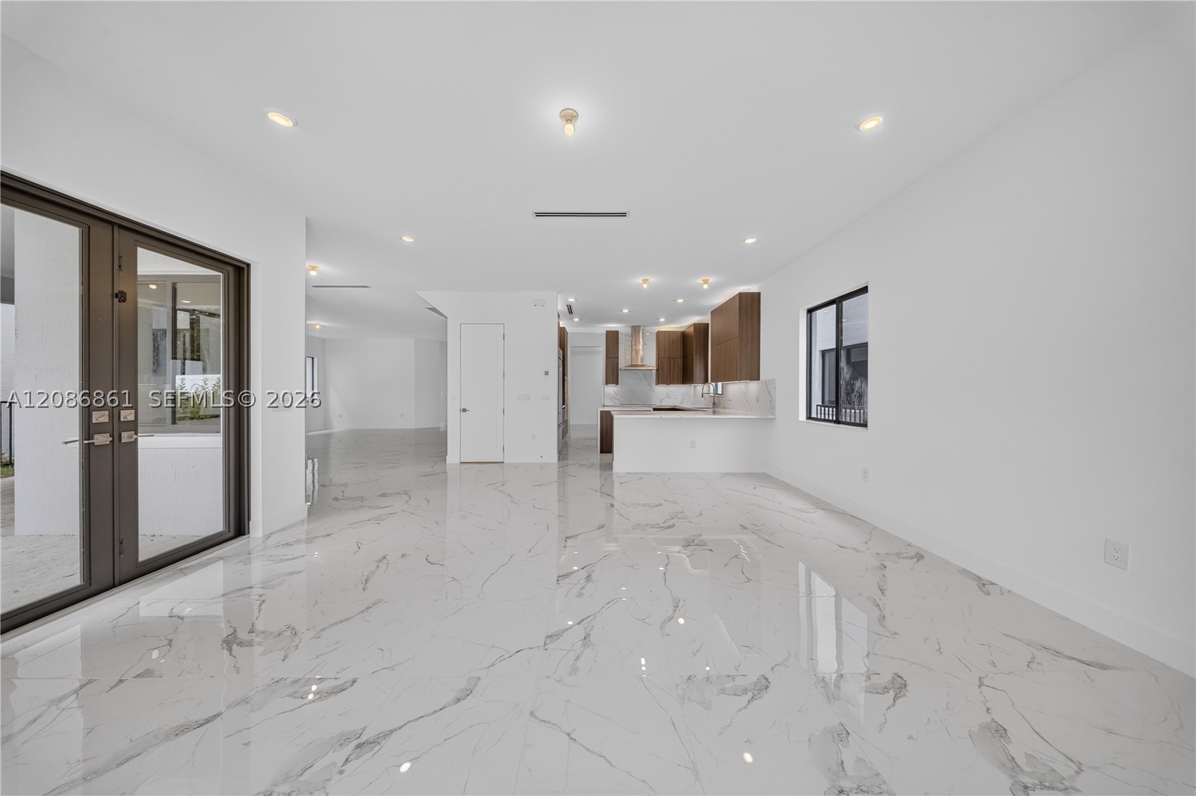 19638 NE 14th Ave #19638, Miami FL 33179
