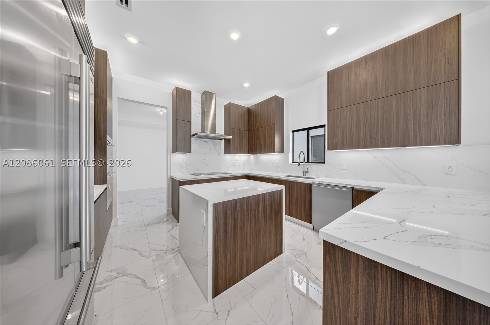 19638 NE 14th Ave #19638, Miami FL 33179