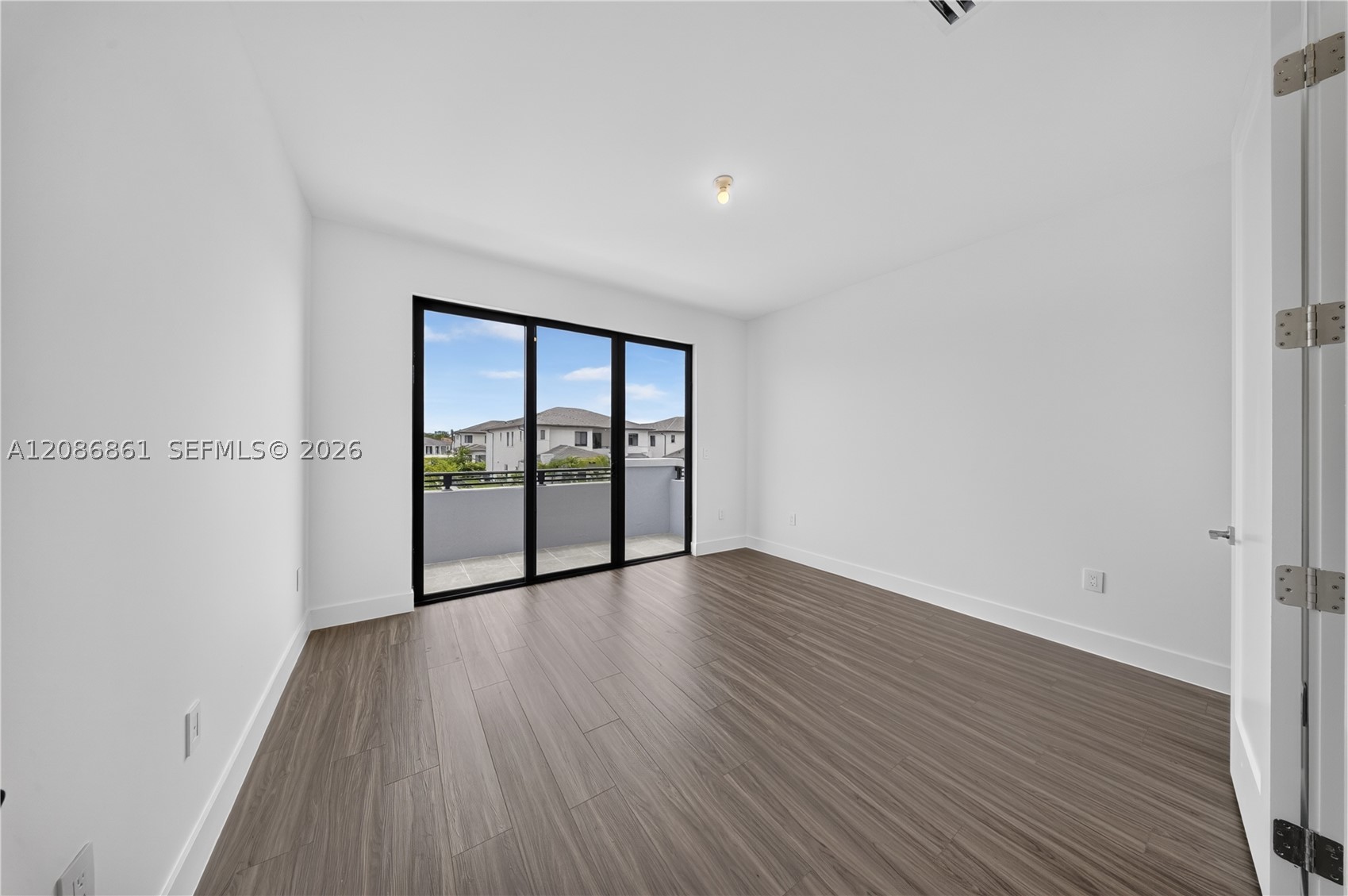 19638 NE 14th Ave #19638, Miami FL 33179