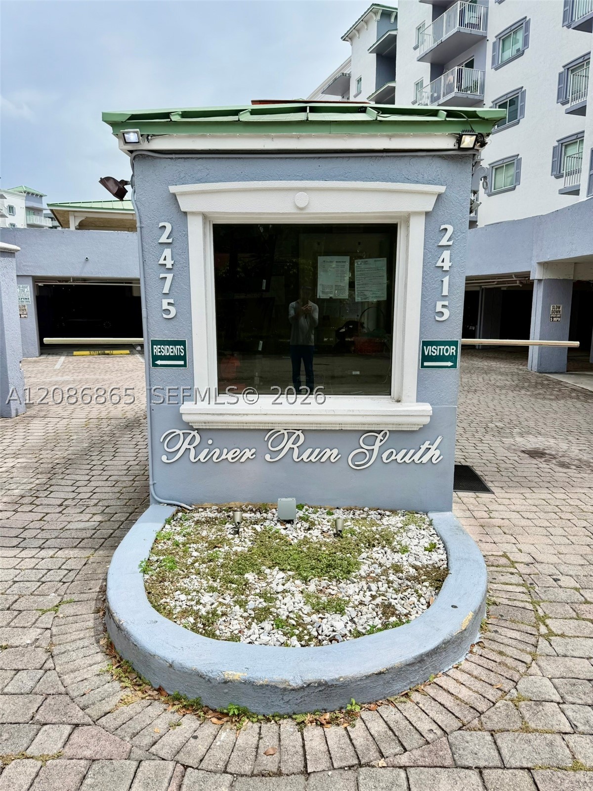 2475 NW 16th Street Rd #418, Miami FL 33125