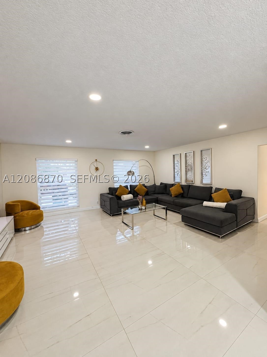 695 SW 65th Ave, Margate FL 33068