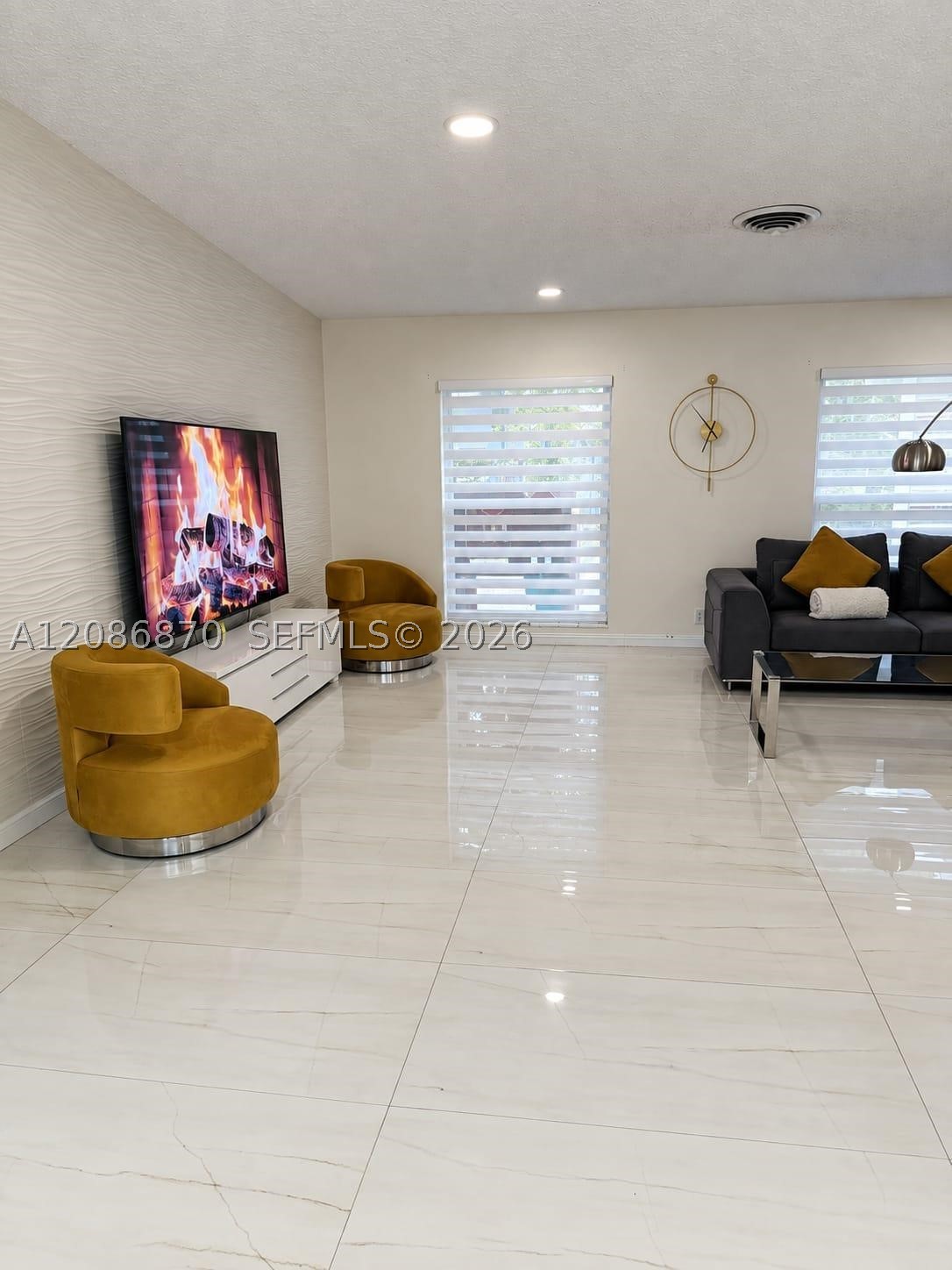 695 SW 65th Ave, Margate FL 33068