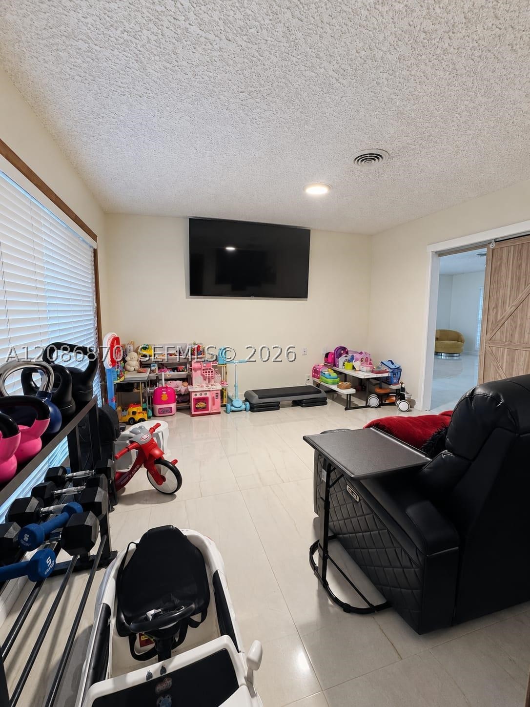 695 SW 65th Ave, Margate FL 33068