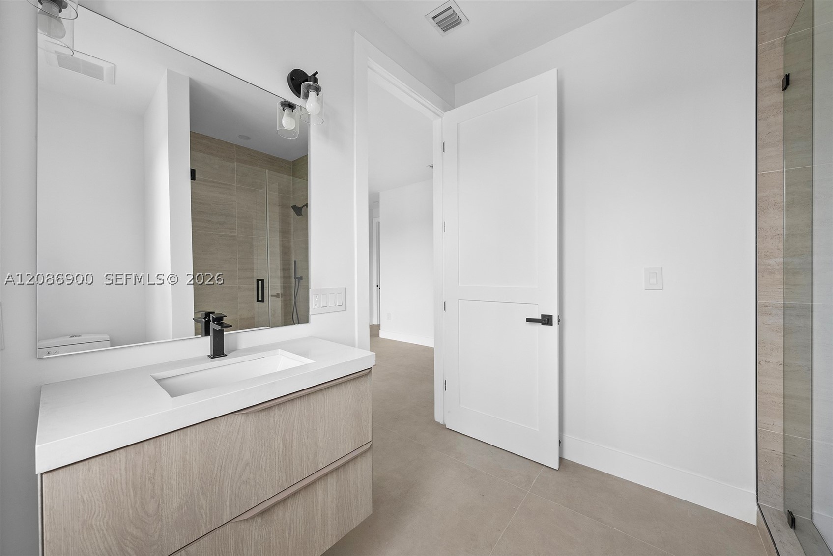 1502 SW 19th St, Miami FL 33145