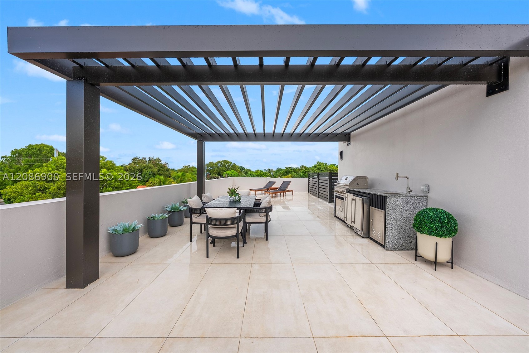 1502 SW 19th St, Miami FL 33145