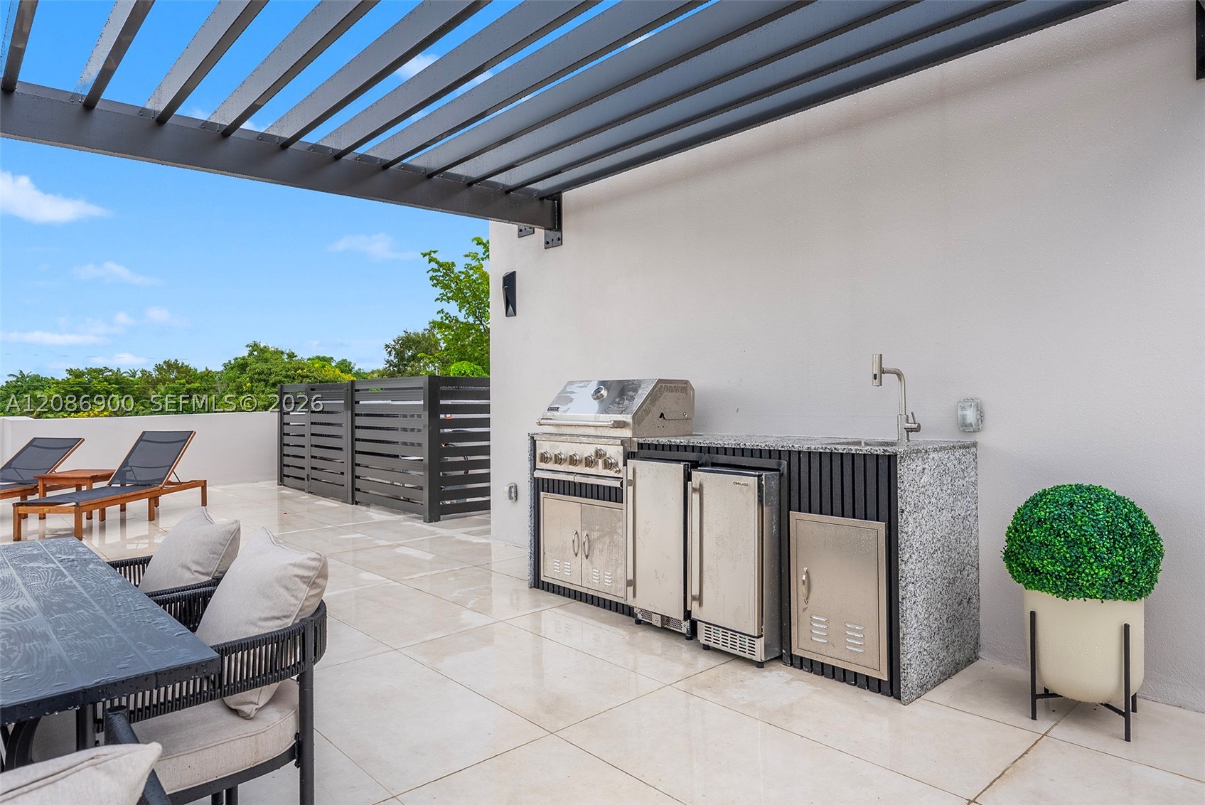 1502 SW 19th St, Miami FL 33145