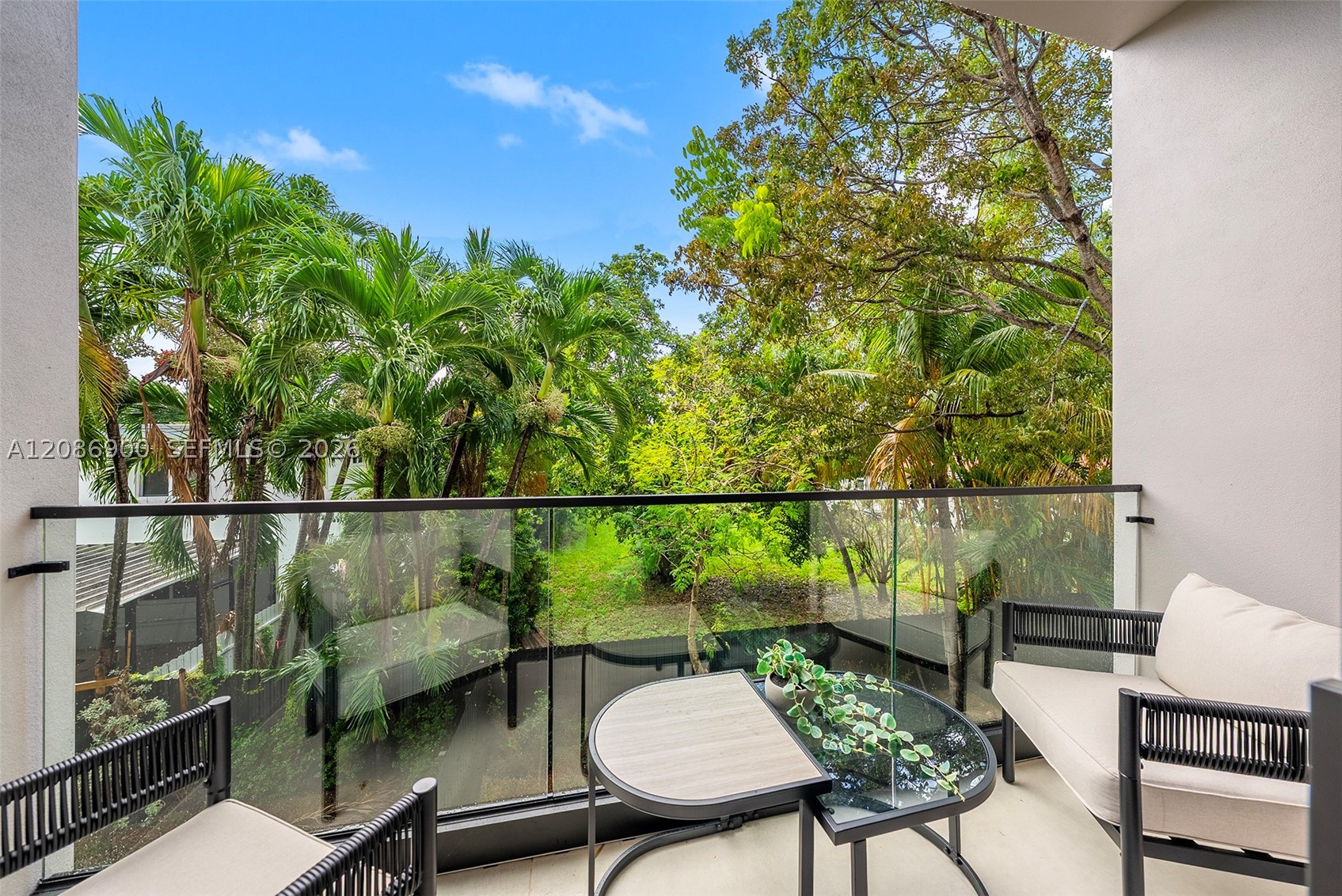 1502 SW 19th St, Miami FL 33145
