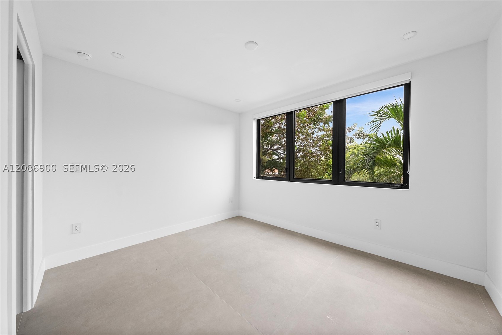 1502 SW 19th St, Miami FL 33145
