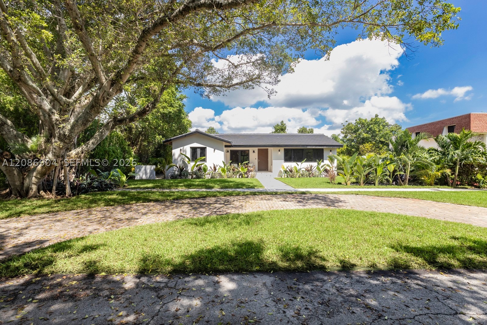 795 NE 94th St, Miami Shores FL 33138