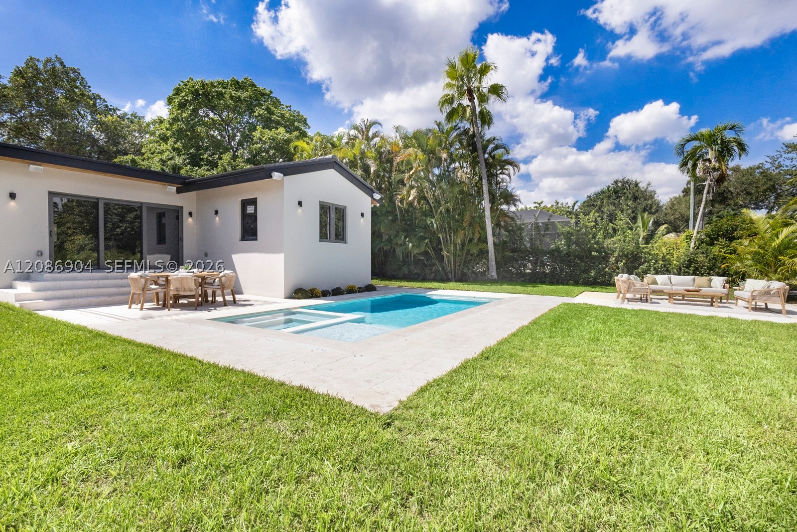 795 NE 94th St, Miami Shores FL 33138