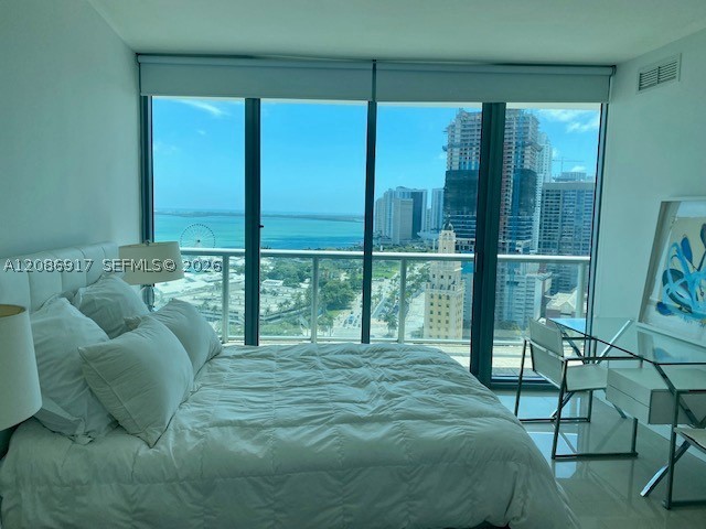 888 Biscayne Blvd #2602, Miami FL 33132
