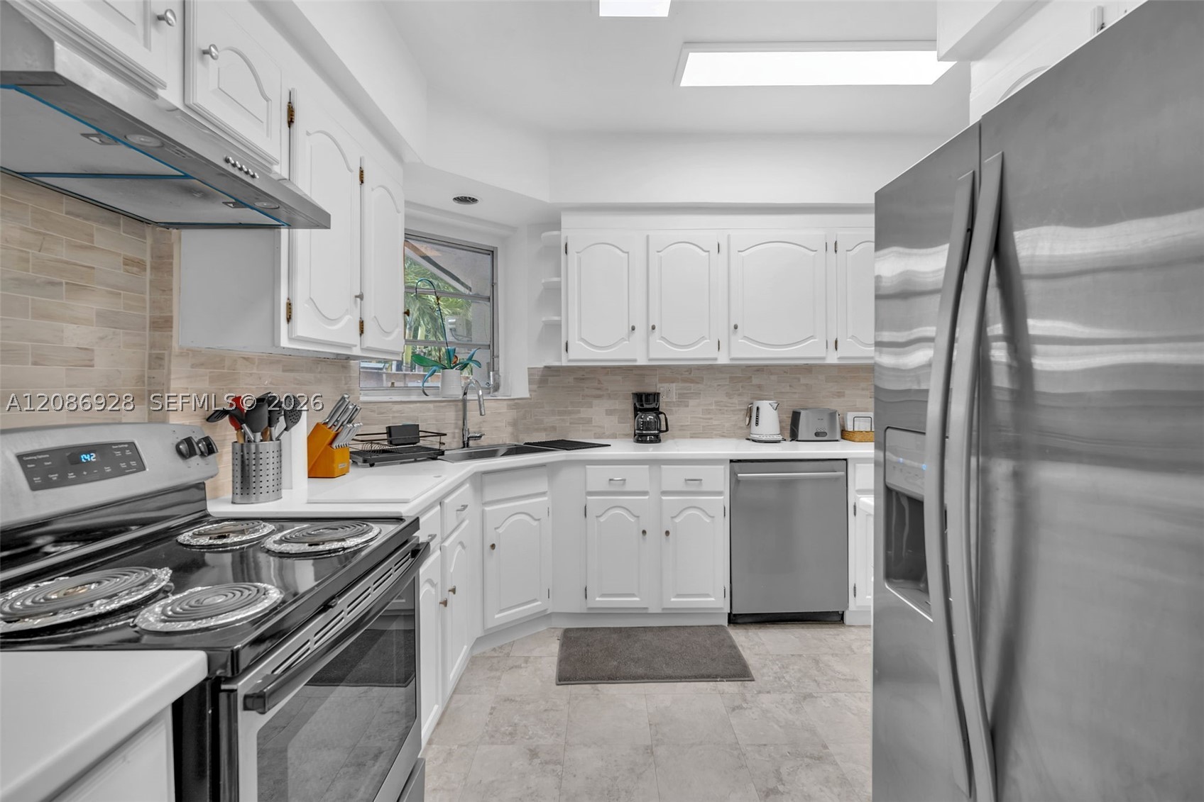 801 SW 24th Rd, Miami FL 33129