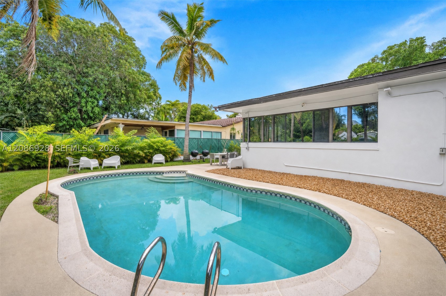 801 SW 24th Rd, Miami FL 33129