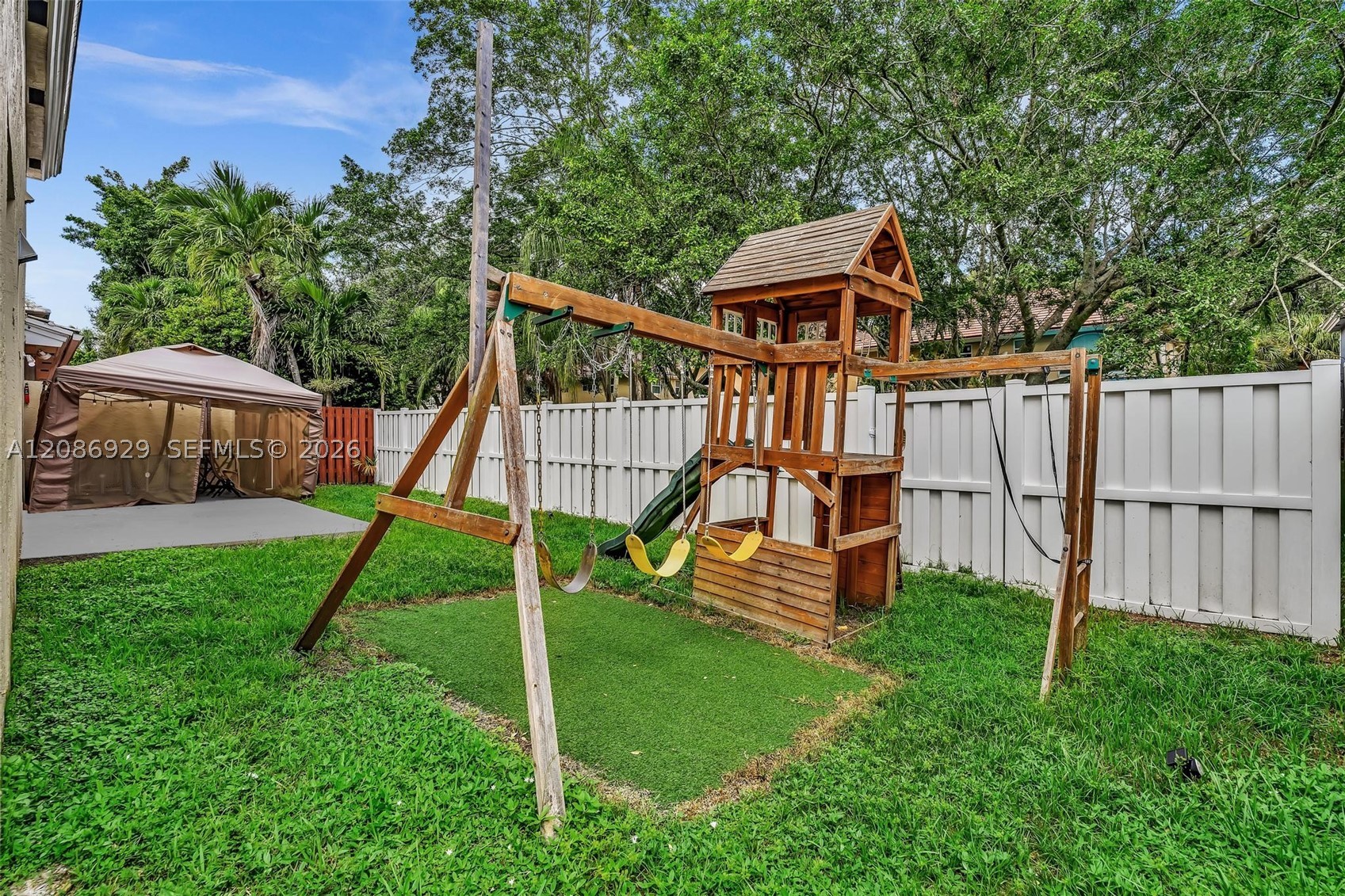 10301 Panama St, Cooper City FL 33026