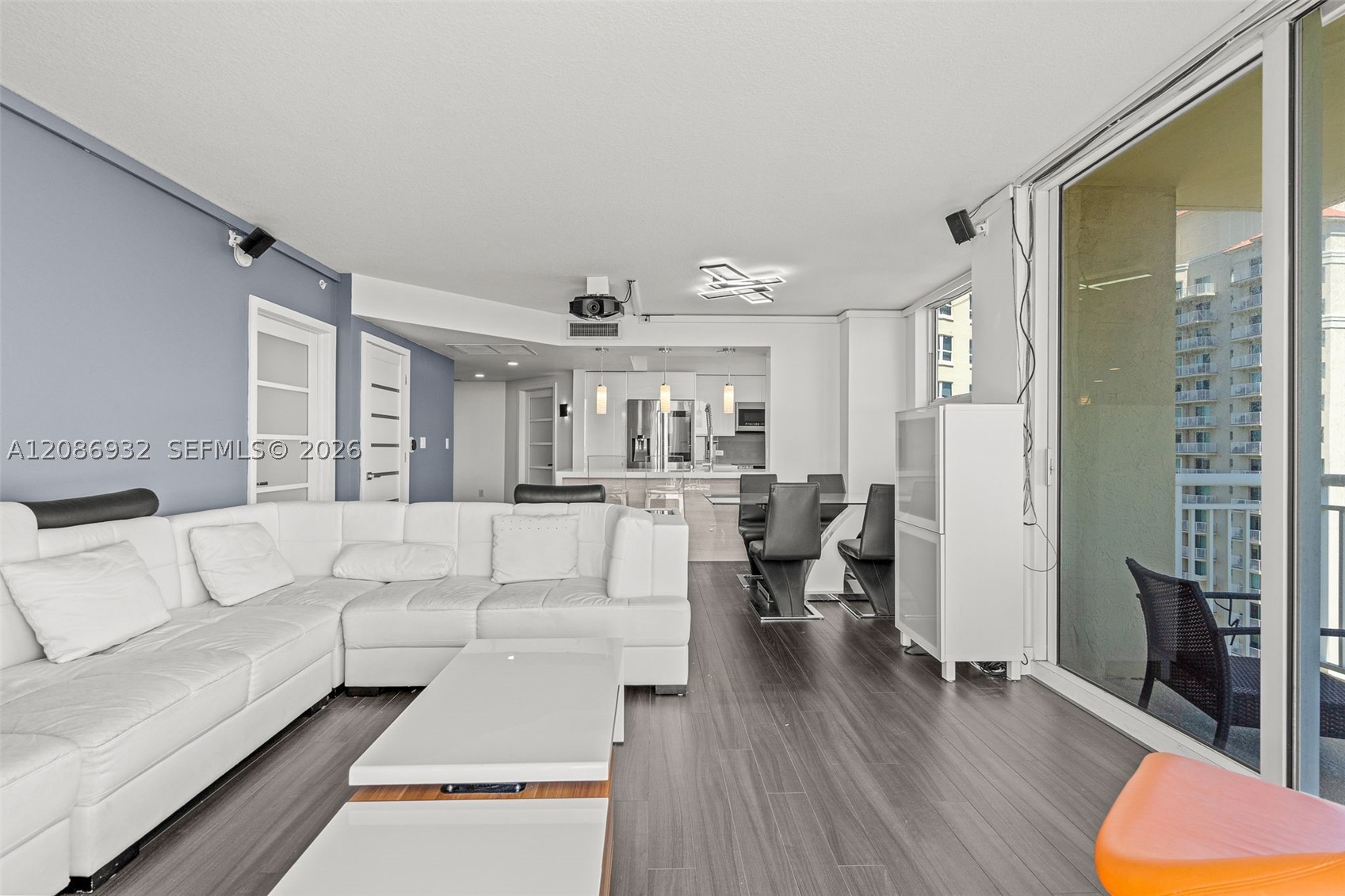 19501 W Country Club Dr #1508, Aventura FL 33180