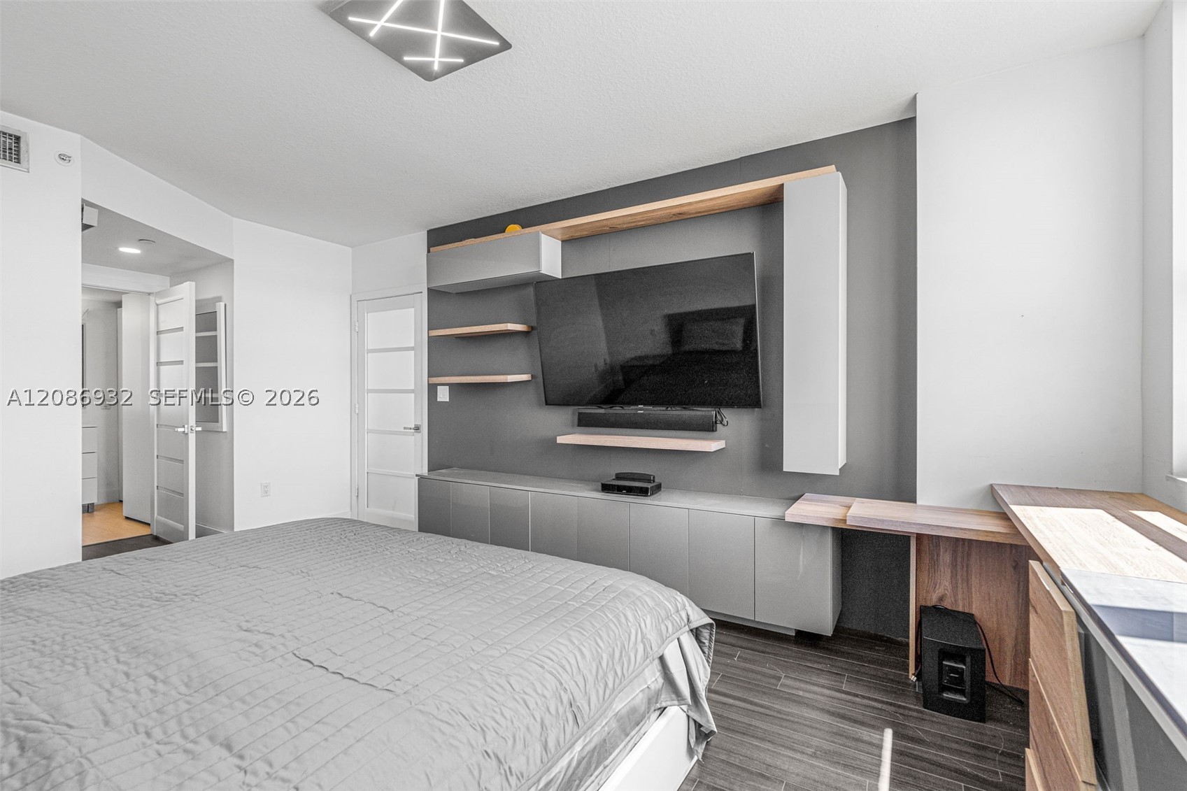 19501 W Country Club Dr #1508, Aventura FL 33180
