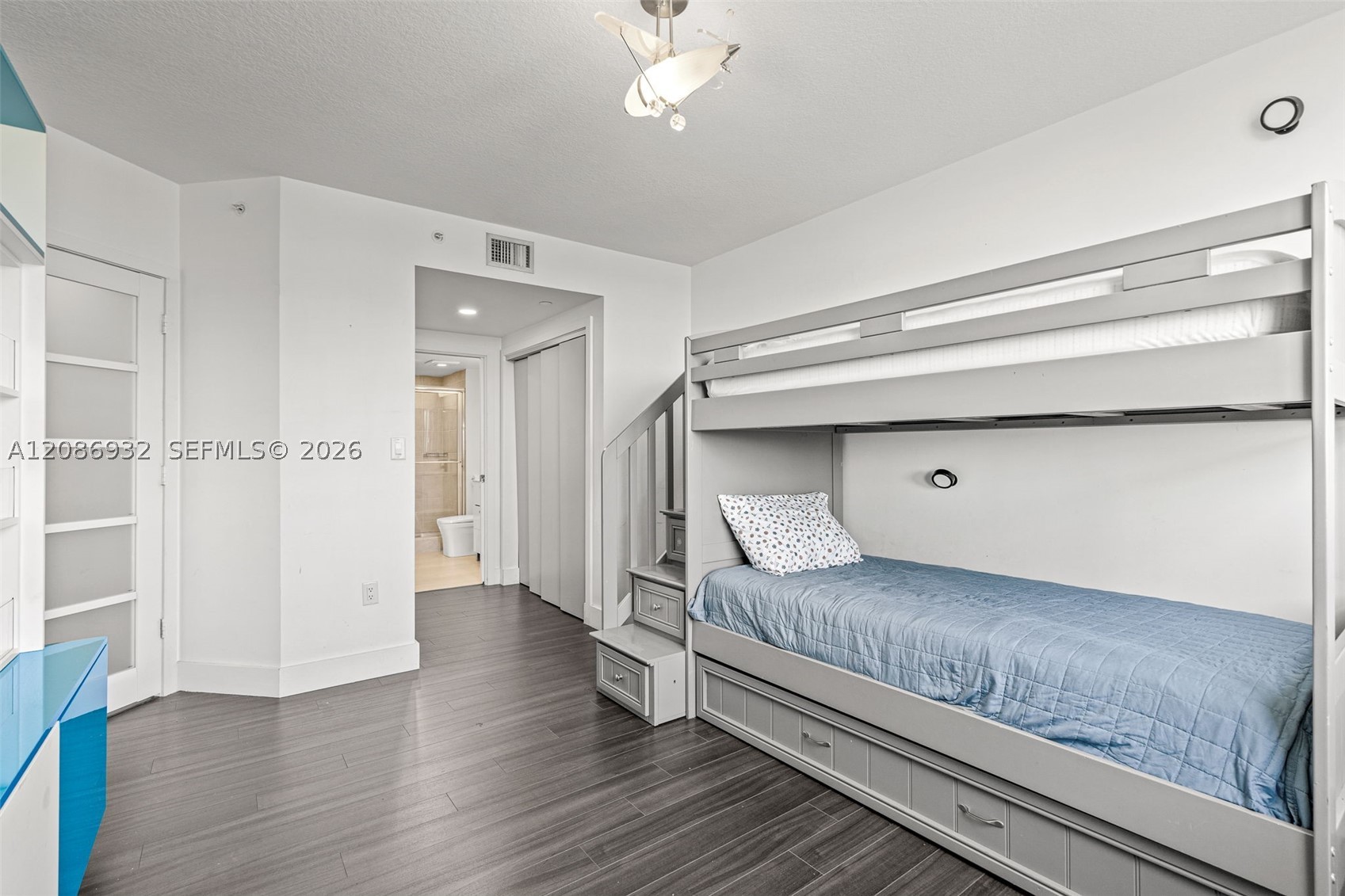 19501 W Country Club Dr #1508, Aventura FL 33180