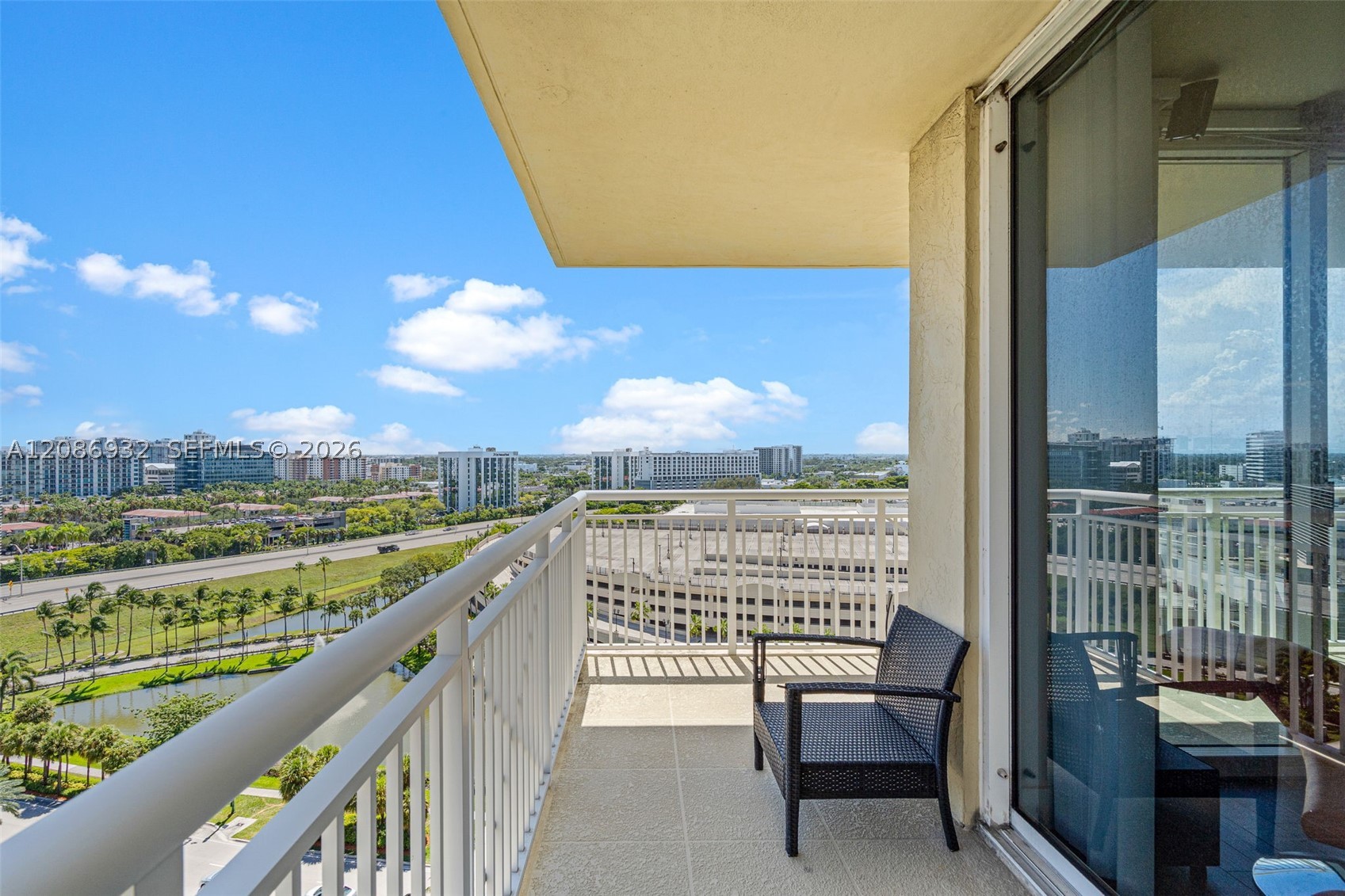 19501 W Country Club Dr #1508, Aventura FL 33180