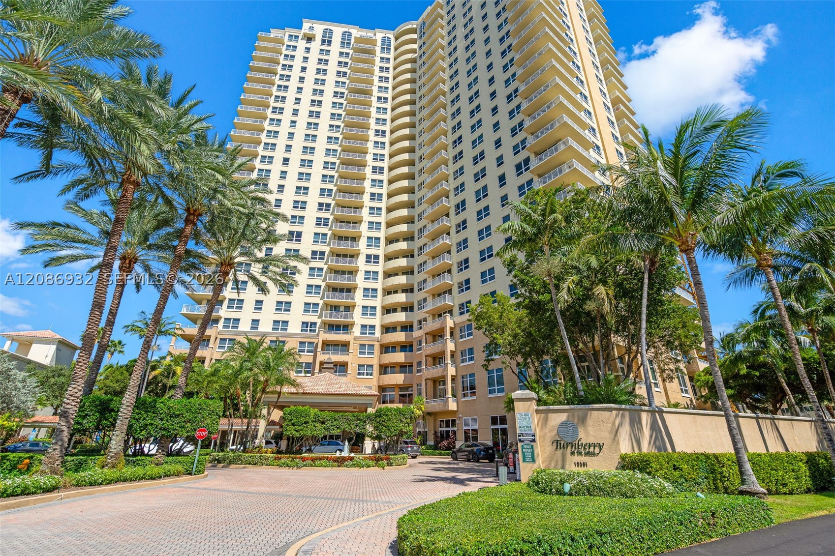 19501 W Country Club Dr #1508, Aventura FL 33180
