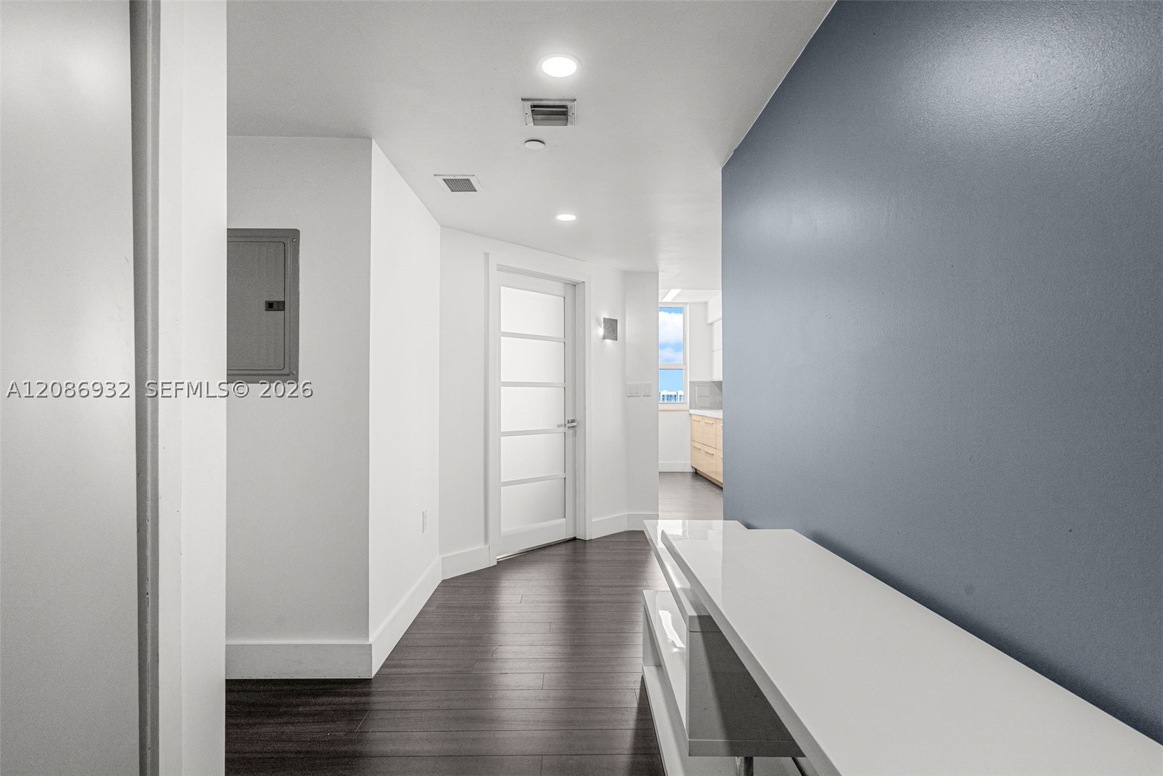 19501 W Country Club Dr #1508, Aventura FL 33180