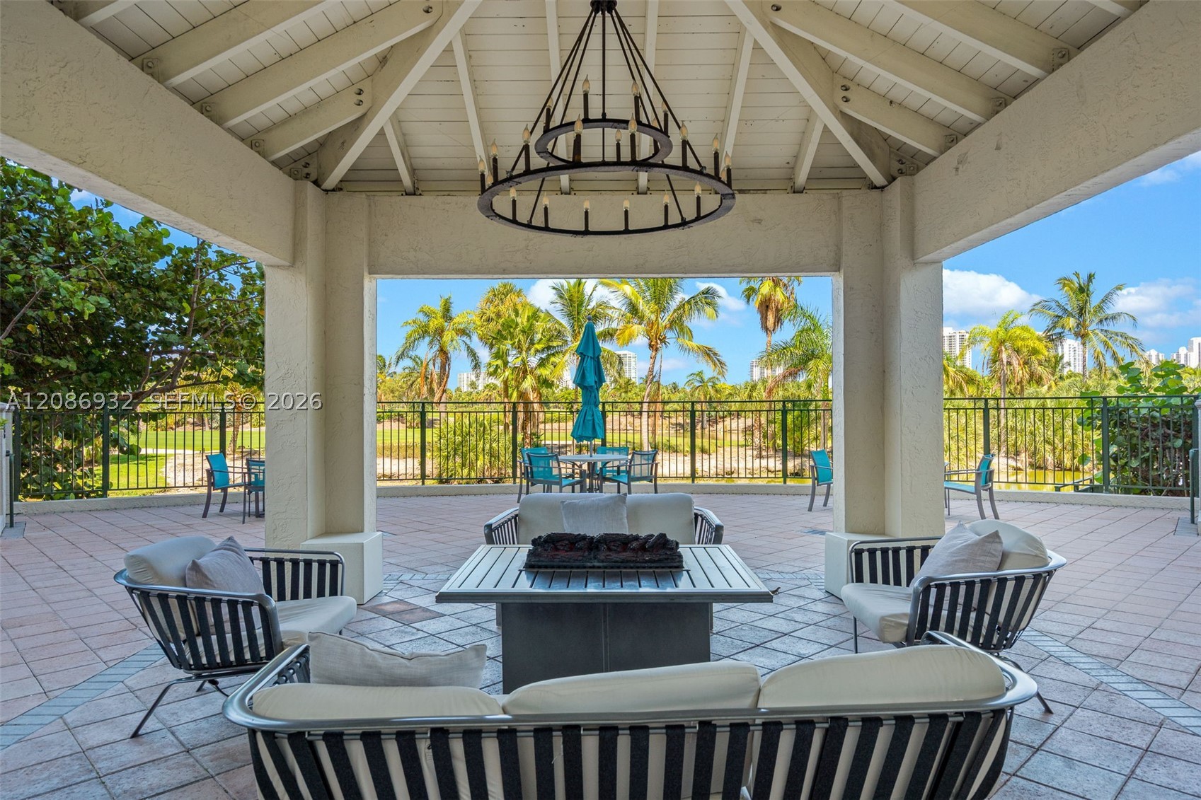 19501 W Country Club Dr #1508, Aventura FL 33180