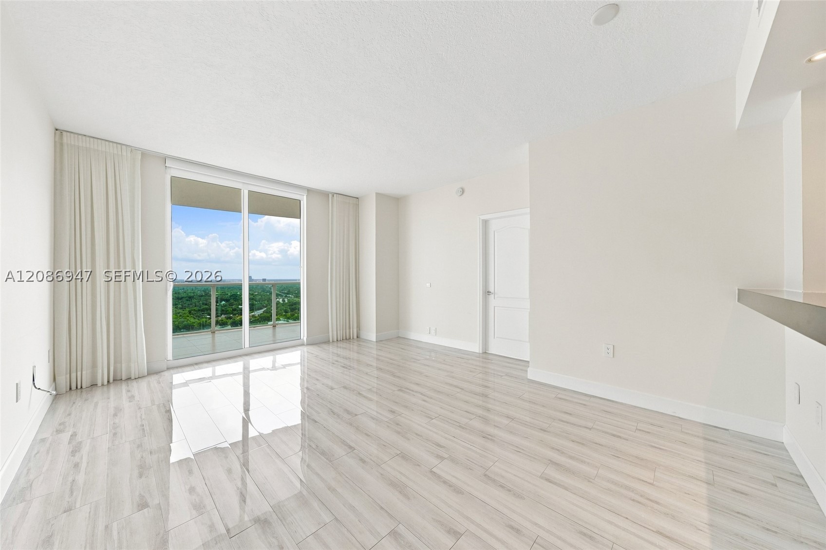 2101 Brickell Ave #3107, Miami FL 33129