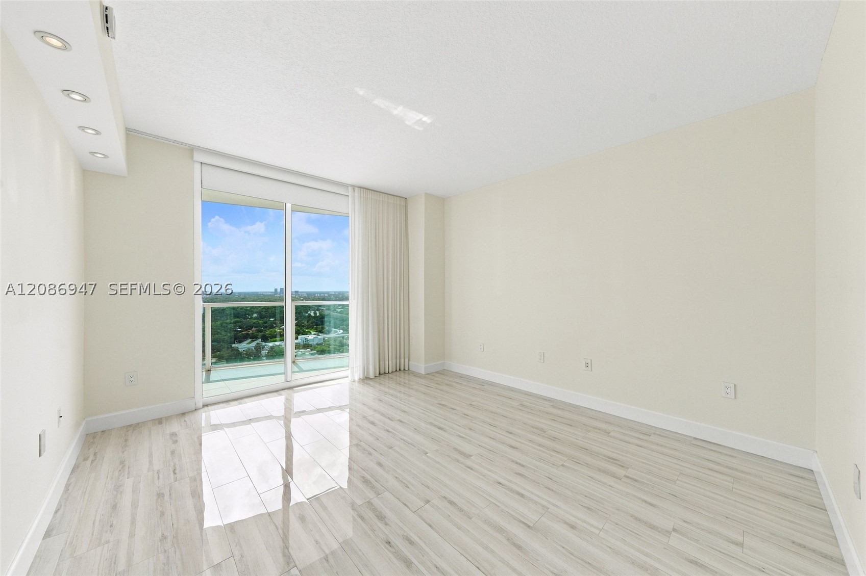 2101 Brickell Ave #3107, Miami FL 33129