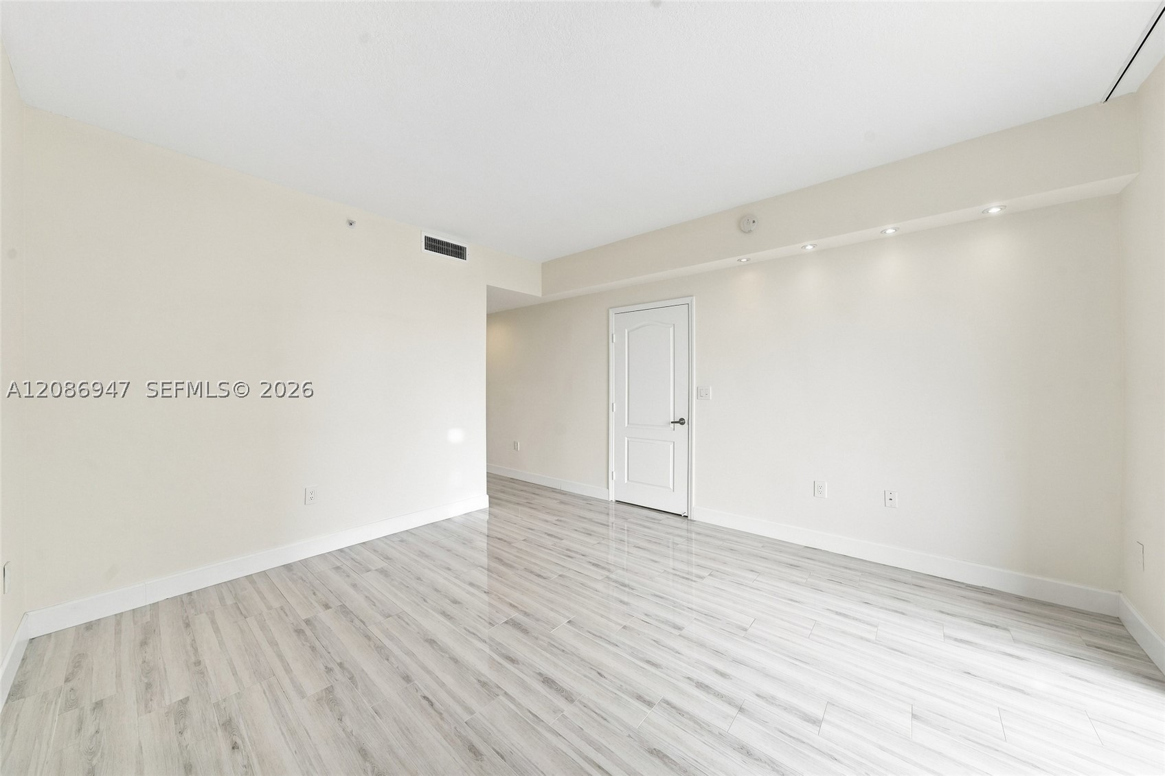 2101 Brickell Ave #3107, Miami FL 33129