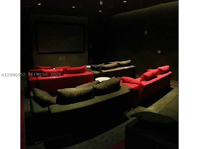 1100 S MIAMI AV #3302, Miami FL 33130