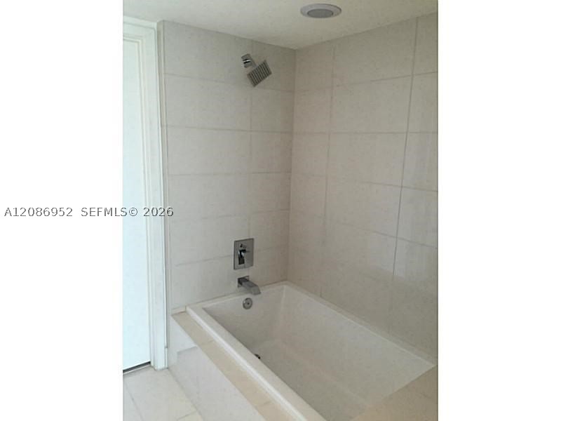 1100 S MIAMI AV #3302, Miami FL 33130