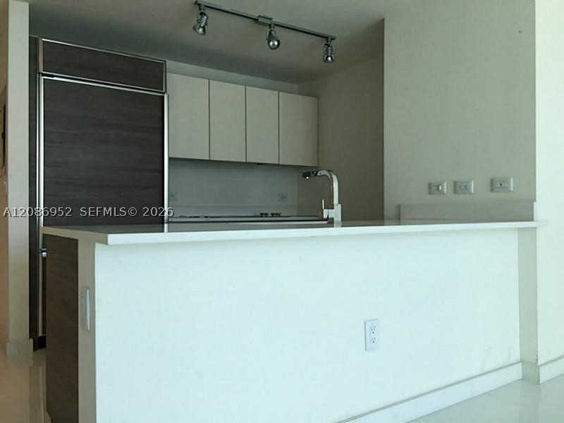 1100 S MIAMI AV #3302, Miami FL 33130