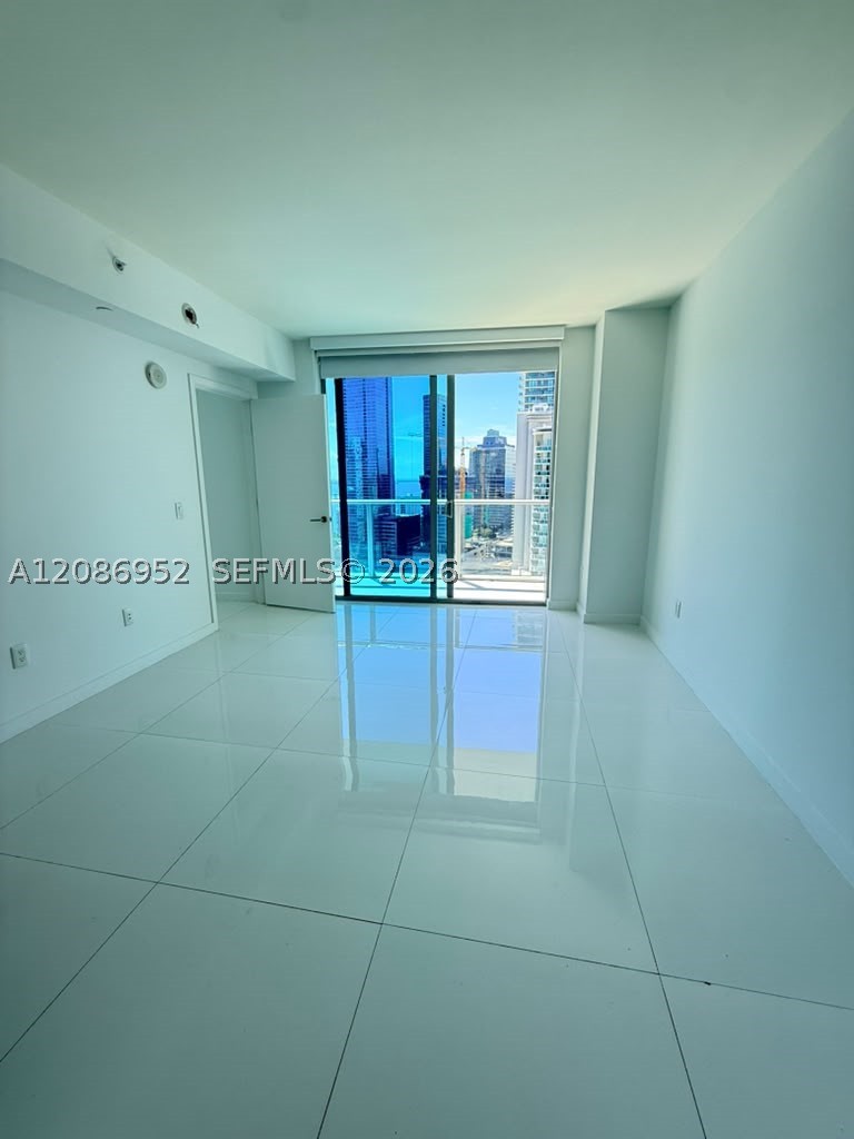 1100 S MIAMI AV #3302, Miami FL 33130