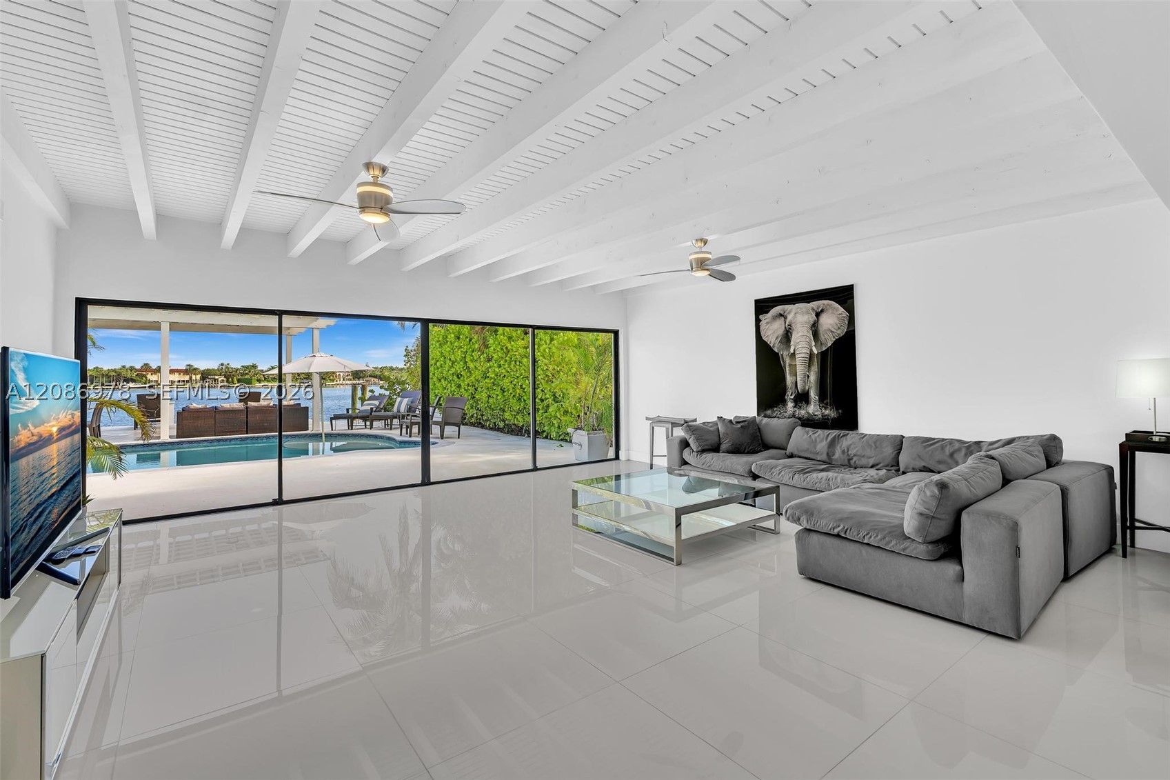 1405 Stillwater Dr, Miami Beach FL 33141