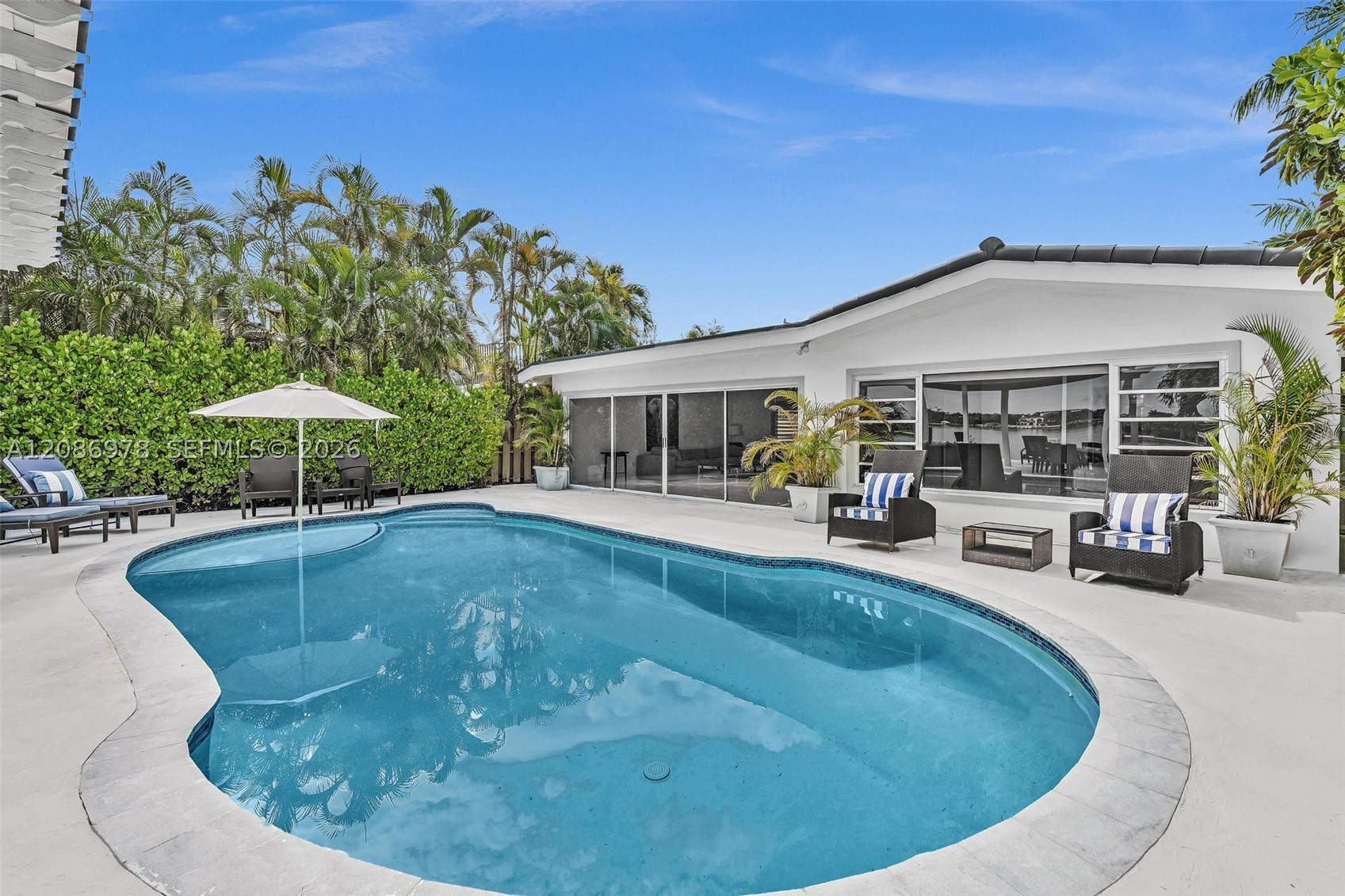 1405 Stillwater Dr, Miami Beach FL 33141