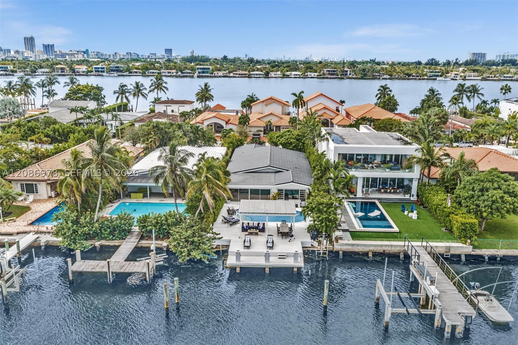 1405 Stillwater Dr, Miami Beach FL 33141